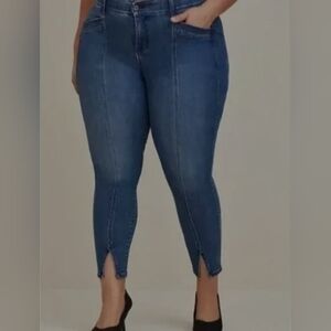 Torrid Bombshell Skinny Cropped Split Ankle Jeans